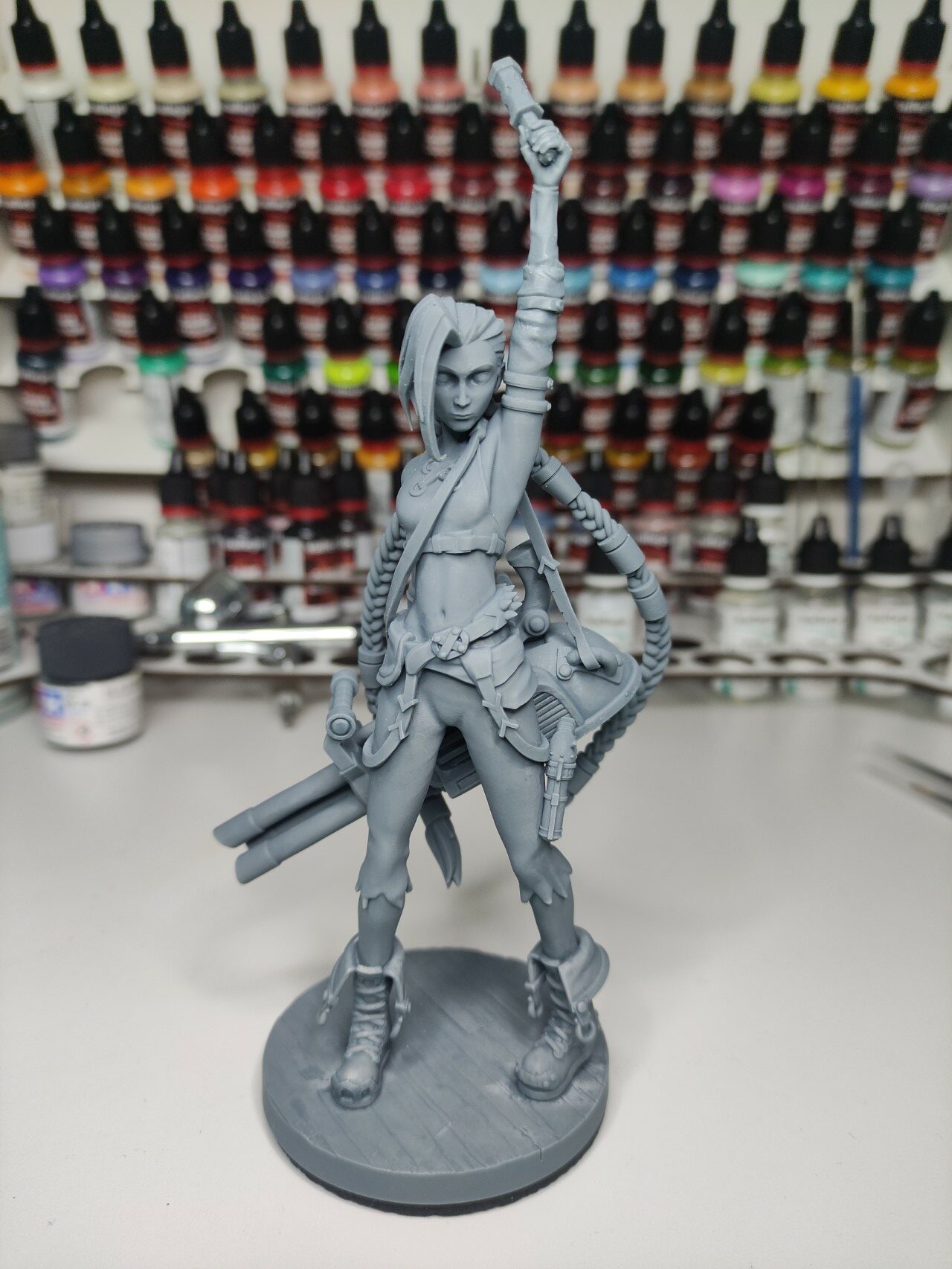 Jinx - Arcane - bras en l'air – Image 5