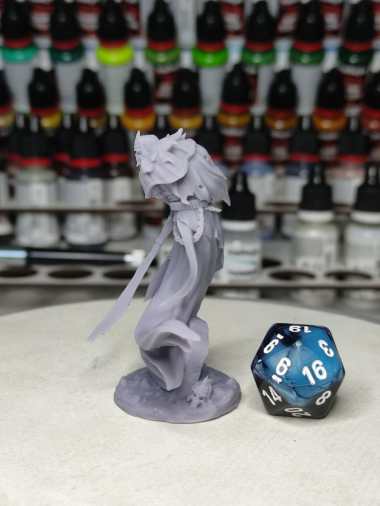 Spectre Fantomatique avec épée – Image 2