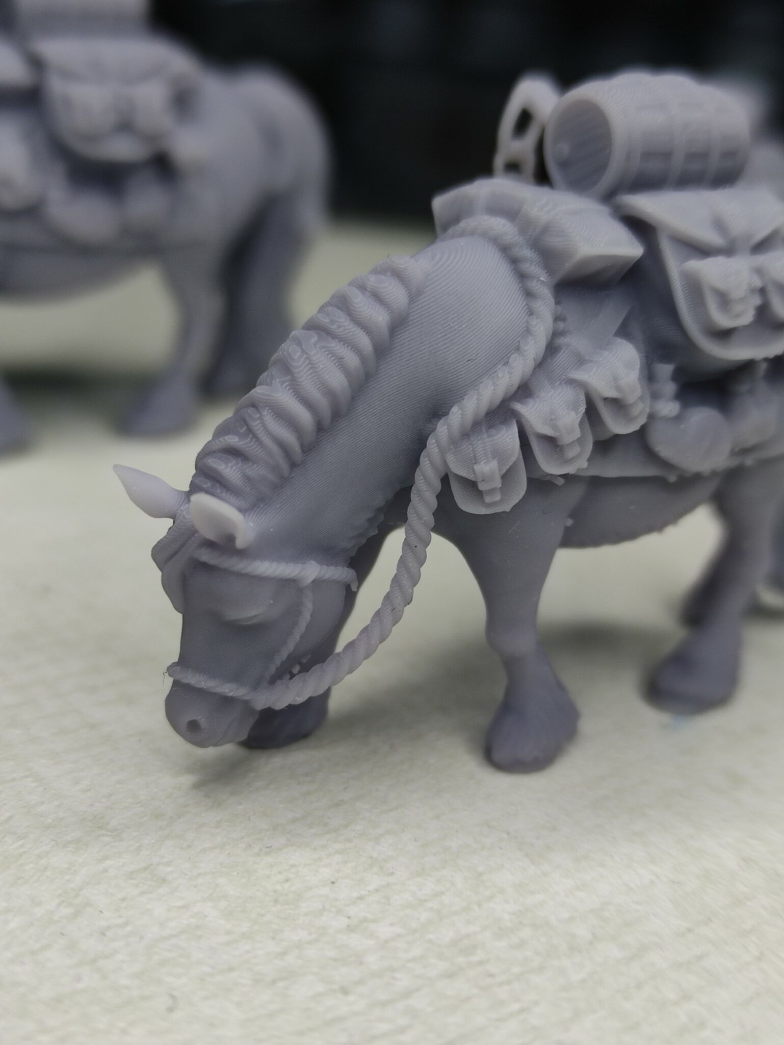 Poney chargé - Tabletop – Image 2