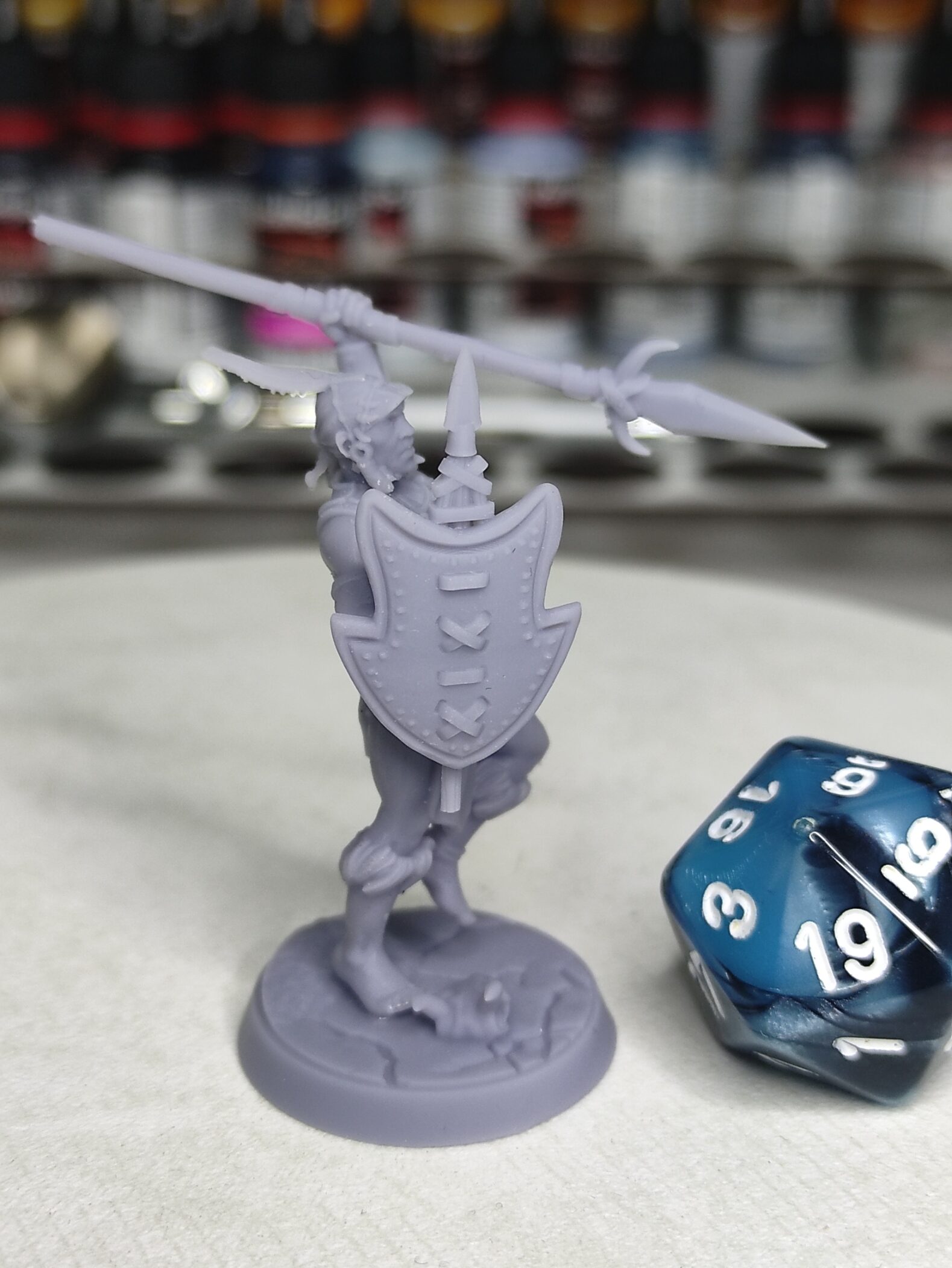 Humain guerrier tribal lance 2- Tabletop – Image 3